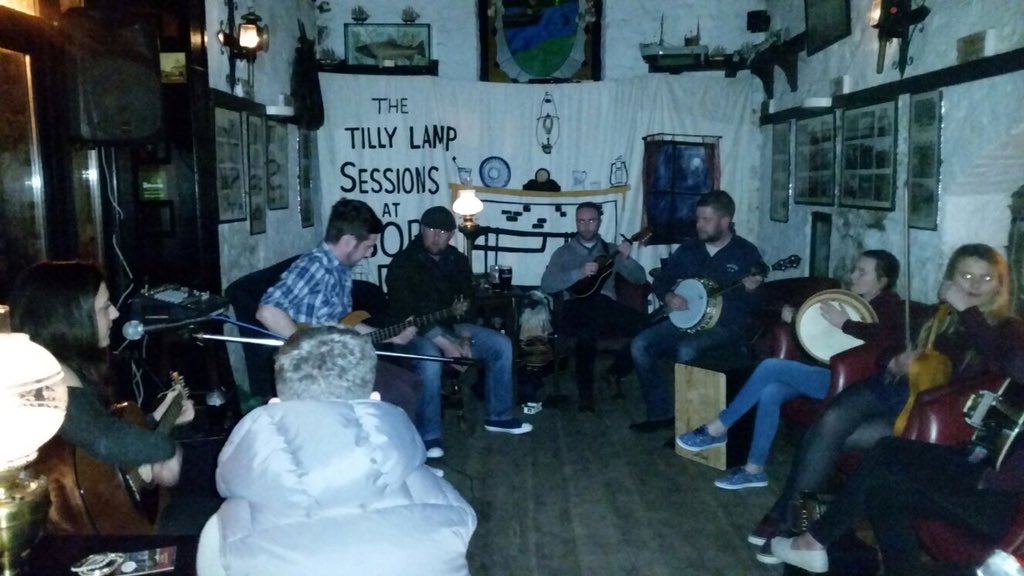 bobsbarlaois's tweet photo. Some of our musicians @robbiecampion @CartySisters @daviefurey @leecampion1 @hennessy_ross https://t.co/RLDP1JcdZG