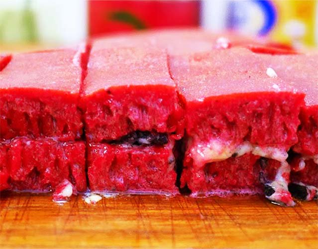 KokiMartabak's tweet photo. Coba Rasa Baru dalam Dunia Martabak. Gurly Banget https://t.co/F6s4VIf4Kg