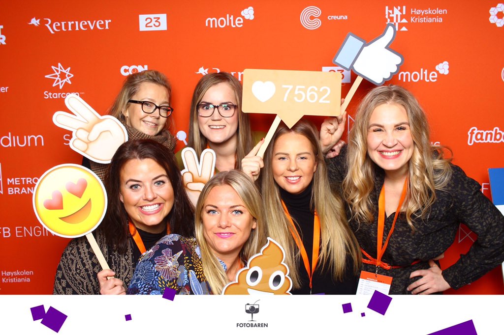 Woho! Vi fant masse analoge emoticons og fotobaren ✌🏼️😍💙🤖🦄😍🙈💩👊👻💗⭐️ #somed2016