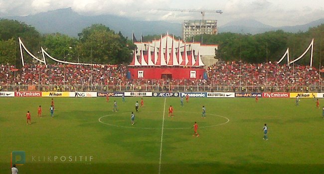 octostore_'s tweet photo. wuih 😱👏💃 "@provinsiSUMBAR: Piala Walikota Padang Rencananya Disiarkan TV Nasional https://t.co/jUxN9lmatw https://t.co/9WTB1OMeg6"