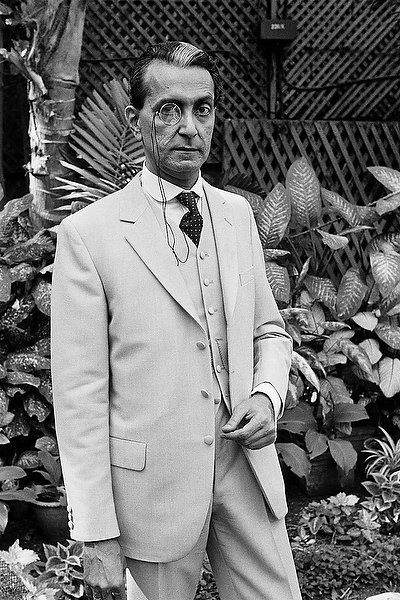 IraniDiaspora's tweet photo. @alyquepadamsee as Md Ali #Jinnah in Attenborough's 1980's movie Gandhi https://t.co/oJI6zahP1A
