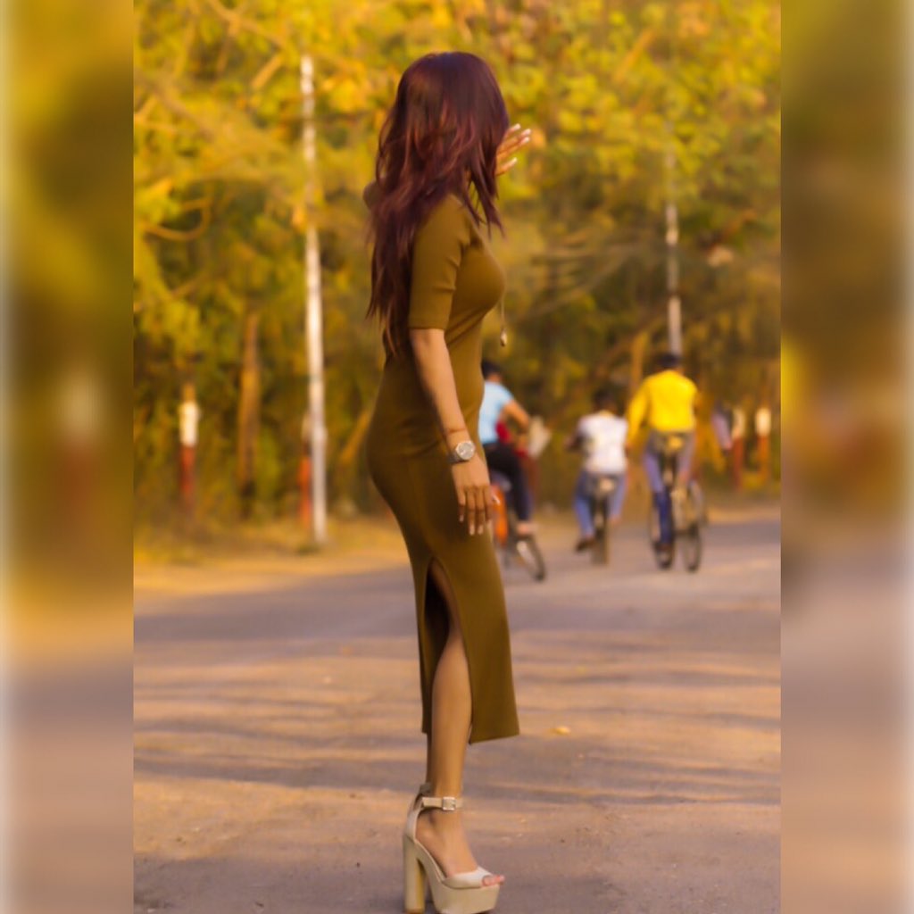 princessmeteor1's tweet image. Details related to this post will b cmng in aftrnoon☺️ stay tuned  #fashionblogger  #candidshot #Princessmeteor