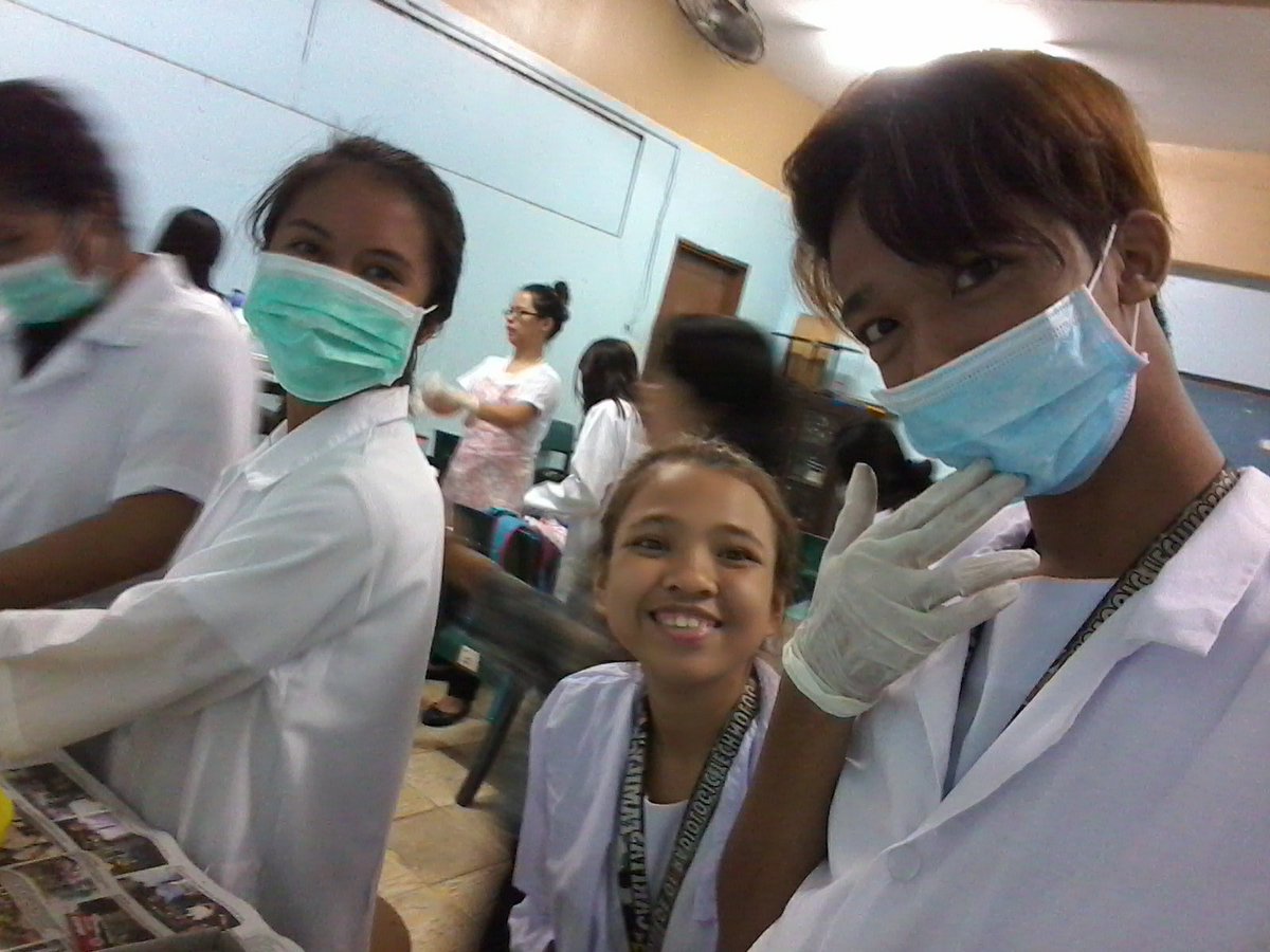 jericosantossss's tweet photo. So sorry froggy huhu 😞 Haha!! #frogdissection #zoologylab https://t.co/QPqvCqAu4g
