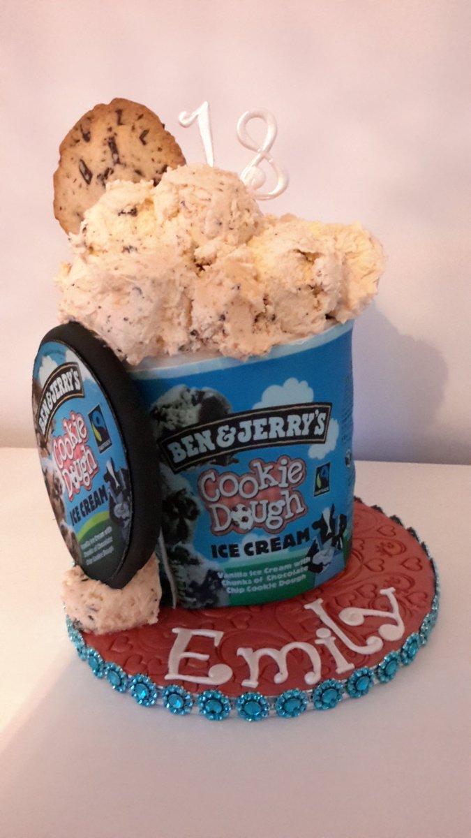 CupcakeBazaar1's tweet photo. Ben and Jerry's all edible cookie dough ice cream cake! https://t.co/C6TvvFzhX0
