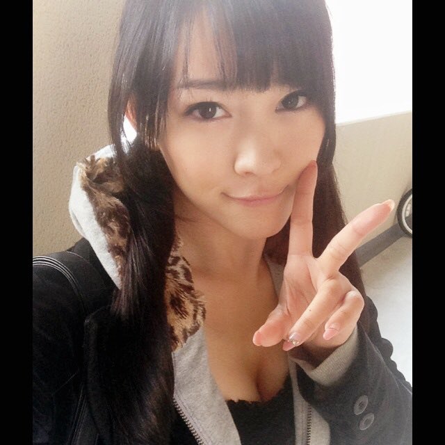 なぜかやたらりりしい若い頃の翔たろ。 2012年はハニトラと逆走アイドル時代で、この髪型よくしてたみたいね。  #ツインテールの日 #2月2日 https://t.co/mM33UTi78s<a href="/tag/%E3%83%84%E3%82%A4%E3%83%B3%E3%83%86%E3%83%BC%E3%83%AB%E3%81%AE%E6%97%A5"class="tags">#ツインテールの日</a><a href="/tag/2%E6%9C%882%E6%97%A5"class="tags"><span>#2月2日</span></a>