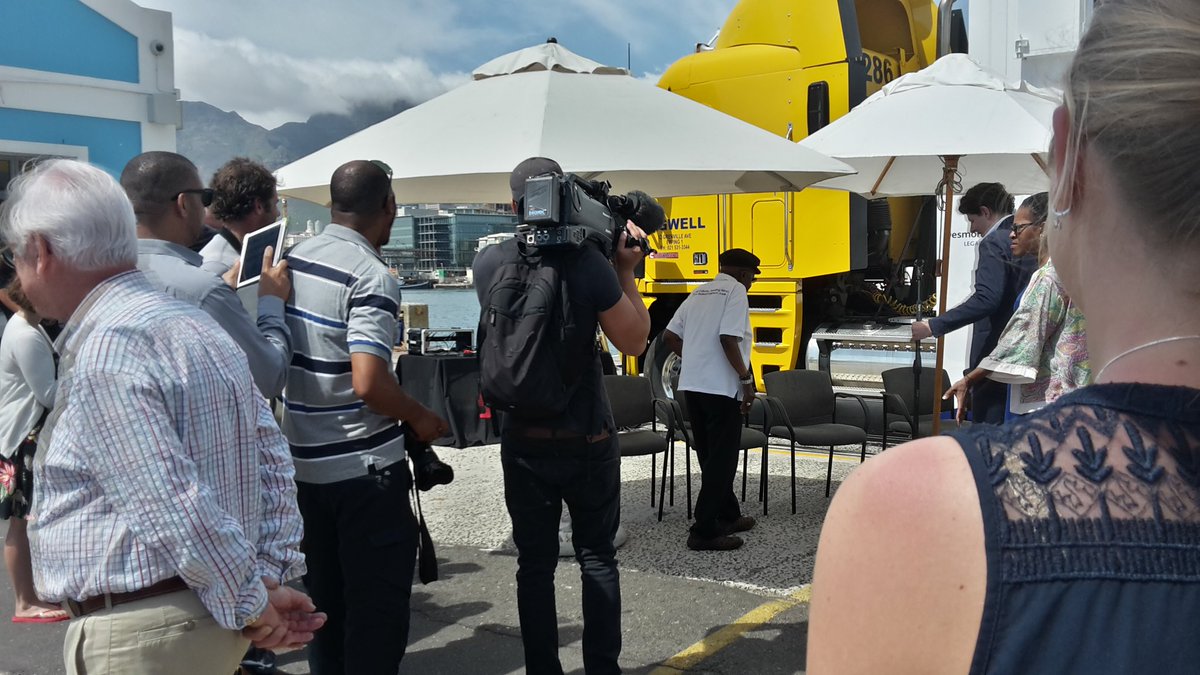 CloseTheGapInt's tweet photo. Archbishop Tutu arrives at the # digitruck! @DeloitteBelgium @Deloitte #ctgenerations @TutuLegacy @sihletshaba https://t.co/dxpZiR66yc