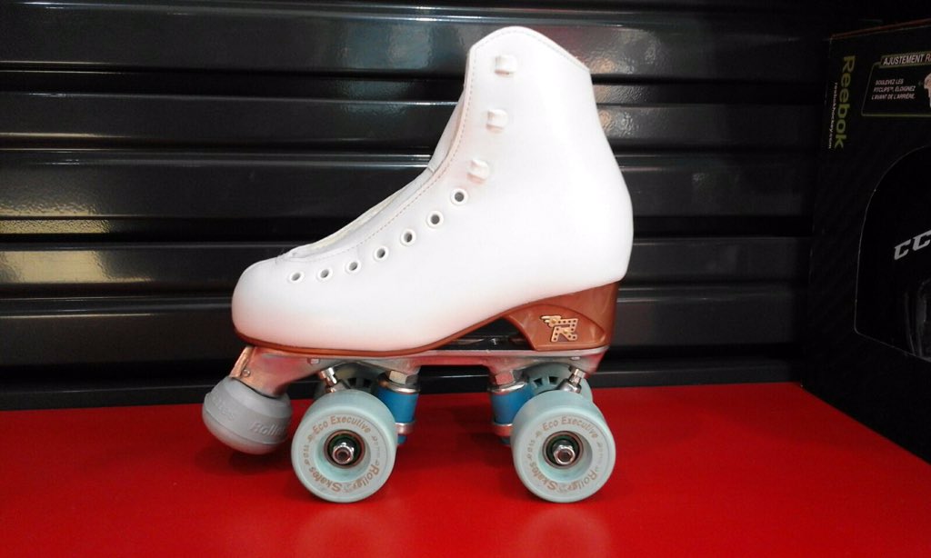 ¡OFERTA VENUS CON PATÍN STYLE! Conjunto Venus patín style con ruedas de 53/55mm de diámetro por sólo 179 euros!