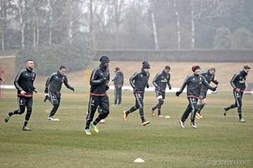 サッカー本田圭祐の性格 実は謙虚で友だちも多く 孤独ではなかった サカろぐ Net