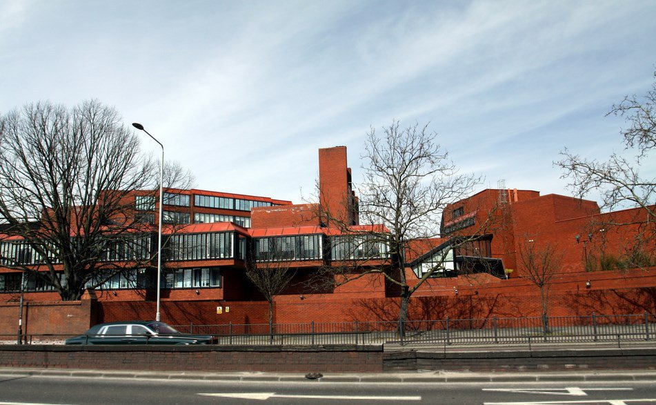 UniversitiesHub's tweet photo. College of West London https://t.co/FPRqqqCatx https://t.co/5fa2wGarWx