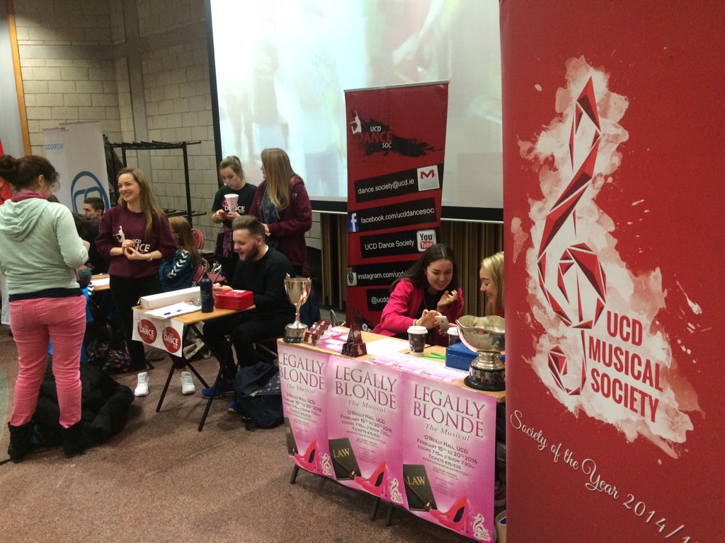 UCDstudents's tweet photo. Time to hit astra hall for #refreshersday your chance to get involved! All clubs and societies are on display https://t.co/CrZBMDdcP0