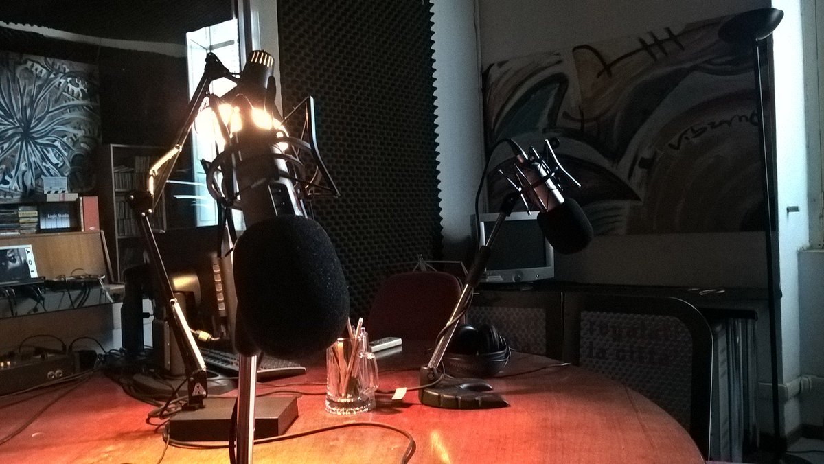UrbanCenter_'s tweet photo. Dalle 19 su @RadioX968 la 1^ puntata da noi curata su #innovazionesociale e territoriale. Tanti ospiti! #UrbanOnAir https://t.co/hp0hD9gZs8