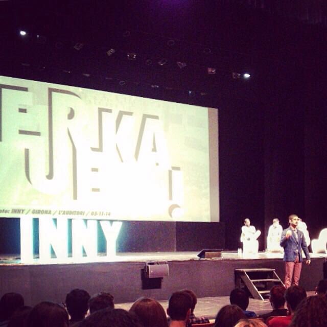 EscolaThauSC's tweet photo. Ara els de 4t d'ESO escolten a en Nil Mora de @innyproject i després sessió de networking amb els 4 ponents! https://t.co/kGLqzzoVnC