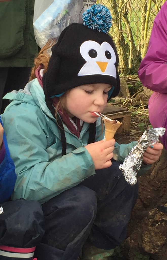 Forest School Fun tweet media