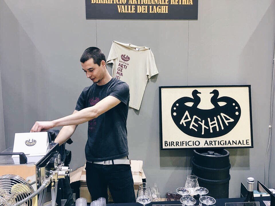 Buona e fresca! #birra <a href="/BirraRethia/">Birrificio Rethia</a> 🍻 A #ExpoRivaHotel #GardaTrentino #Trentino #пиво #birrarethia #HospitalityDays