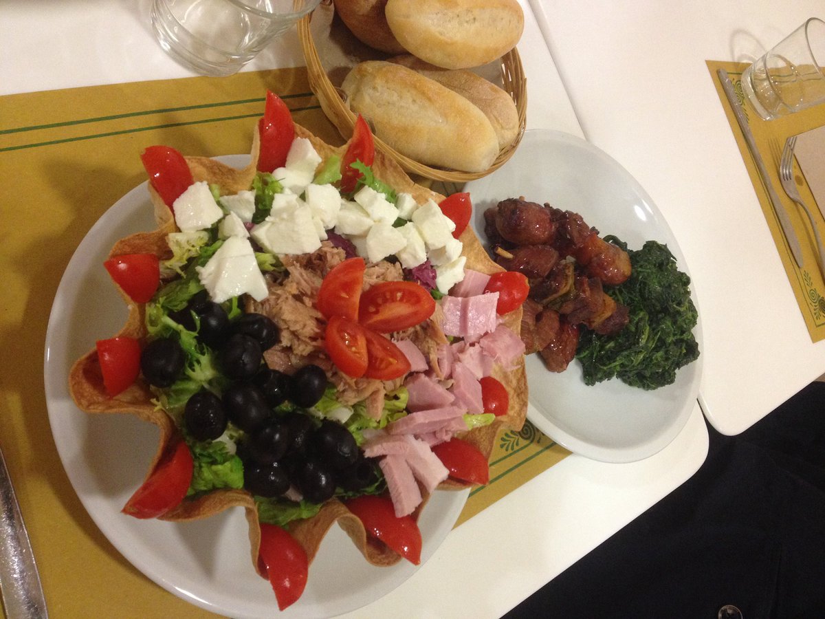 #LoveRomaScoutCenter uno spuntino al <a href="/RomaScoutCenter/">Roma Scout Center</a>