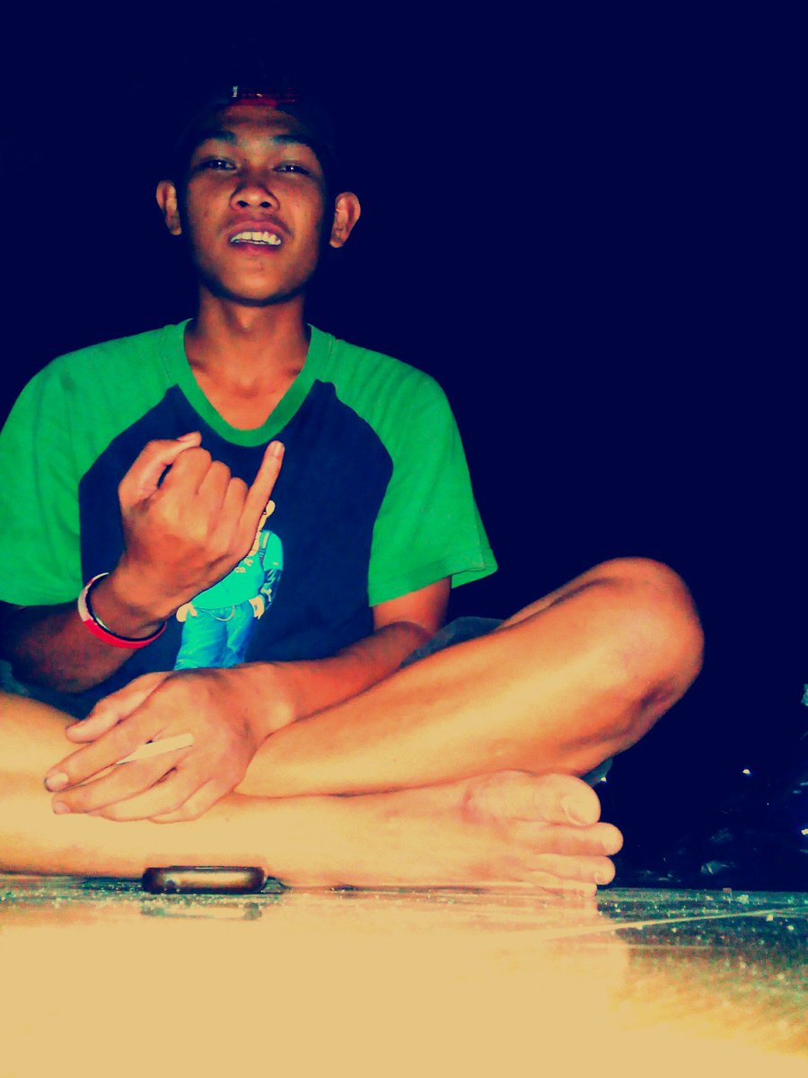 gustyna_adhy (@adhypoenyak99) on Twitter photo 