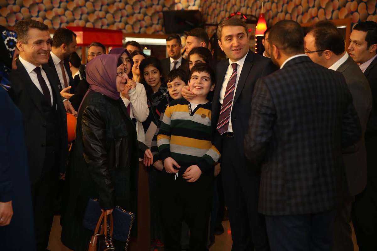 İl Sosyal Politikalar Başkanlığımızın misafiri olan, Diyarbakırlı lise öğrencisi kardeşlerimizle bowling oynadık.