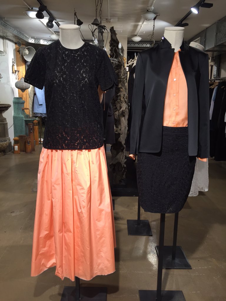 leformstore's tweet image. Кружево и чудесный коралловый цвет в новой коллекции Designers Remix #LEFORM #designersremix