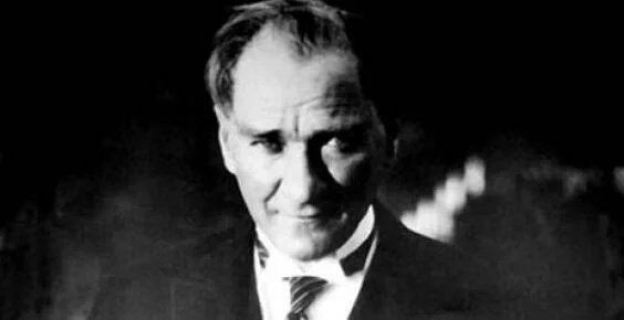 "Vatan savunmasında gereğinden fazla merhamet Vatana ihanettir."

Gazi M. Kemal ATATÜRK