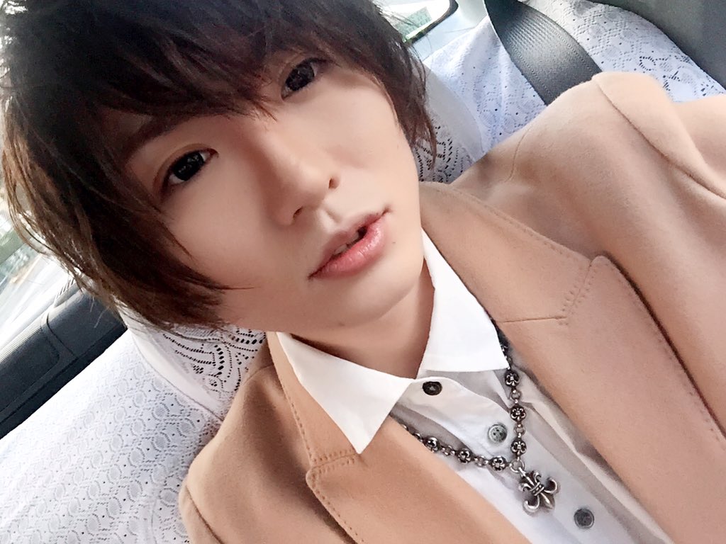 Twins__HIRO tweet picture