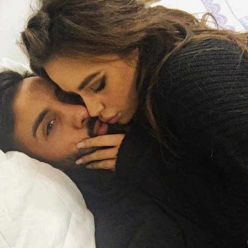 badcouplefr's tweet photo. Je t'aime mon amour https://t.co/rZQlSbrGb3