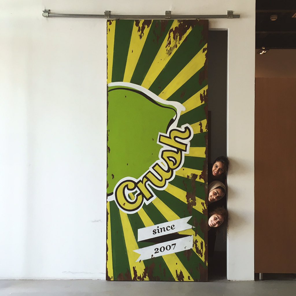 limah_design's tweet photo. Would you check out that door! Done by yours truly - please excuse the floating heads. #old #door #rust #lime https://t.co/vyKIIRjEZX