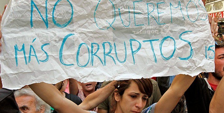 Corrupción campeante, ¿de quién es la culpa? ¿En manos de quien está la solución? youtu.be/DxYXeOC1BJc