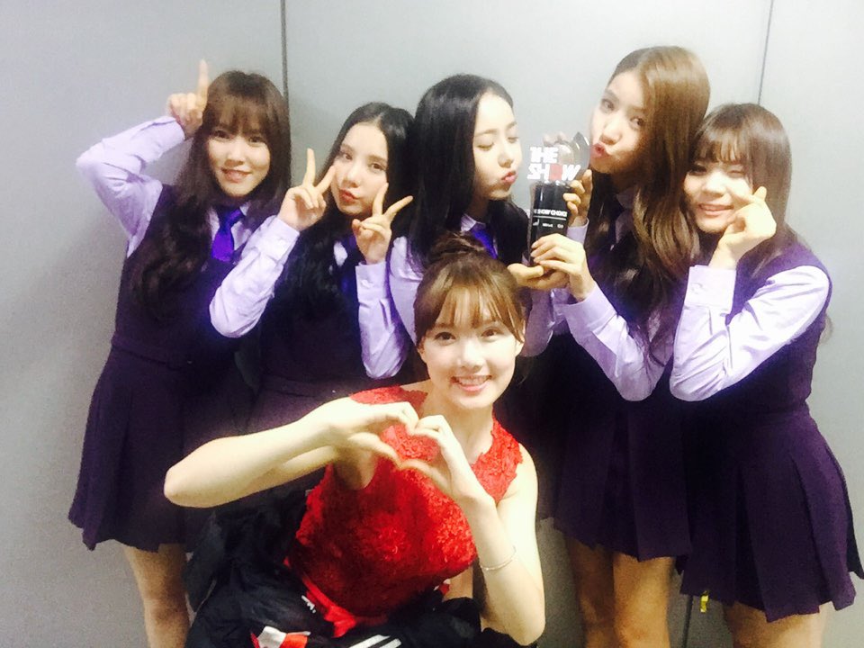 GFRDofficial's tweet photo. #여자친구 #GFRIEND #THESHOW #더쇼 첫 1위 #버디 들 덕분인거 다 알아요. 저희를 응원해 주시는 모든 분들께 감사를 전합니다. 정말 정말 앞으로 더 좋은 모습으로 보답할게요! 사랑합니다❤️ https://t.co/QzebhGK45k