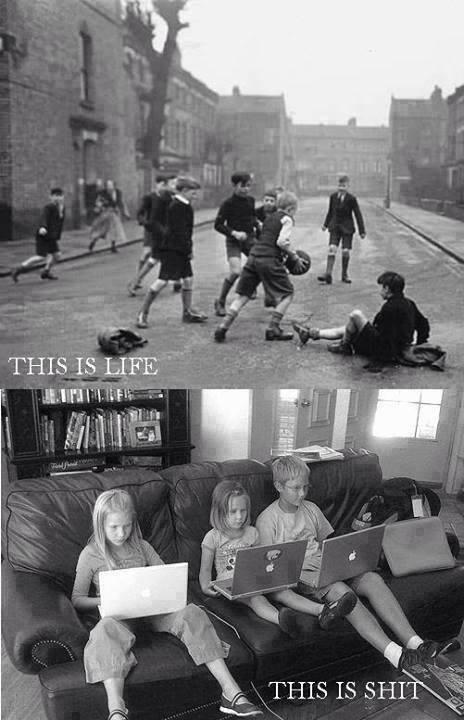 RemarksFootball's tweet photo. Children these days https://t.co/XlX8svq5L5