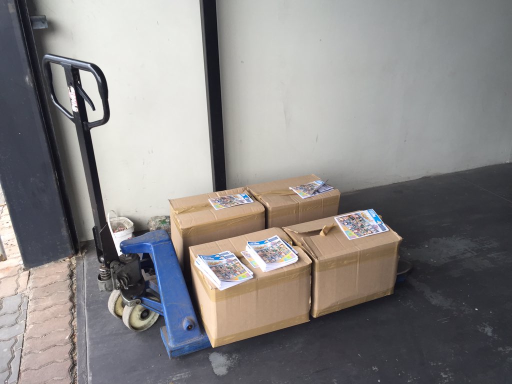 TheLocalAD's tweet image. Ready for delivery! The first editions of LocalAD will be distributed in Newton Park and Uitenhage tomorrow.