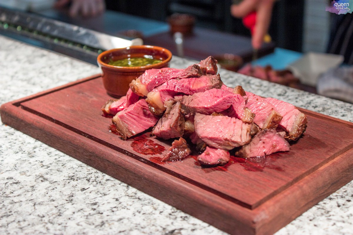 FOODIEHUB's tweet photo. Do you ever feel that you could eat the same meal everyday? #GroundhogDay @AsadoClaremont https://t.co/enjPGChNtE https://t.co/4KksZzVPo5