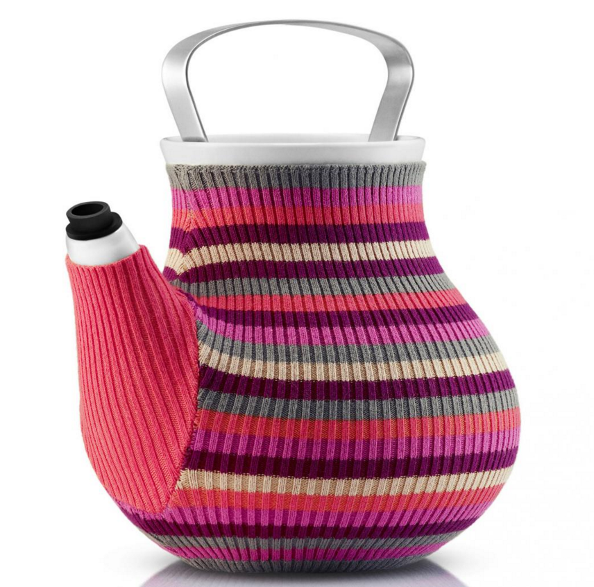 TMilkTwoSugar's tweet photo. Ever wondered whats the best #tea pot? Here's the top 10 #TM2S https://t.co/pAt7av4MdO https://t.co/EikhLhuqKY