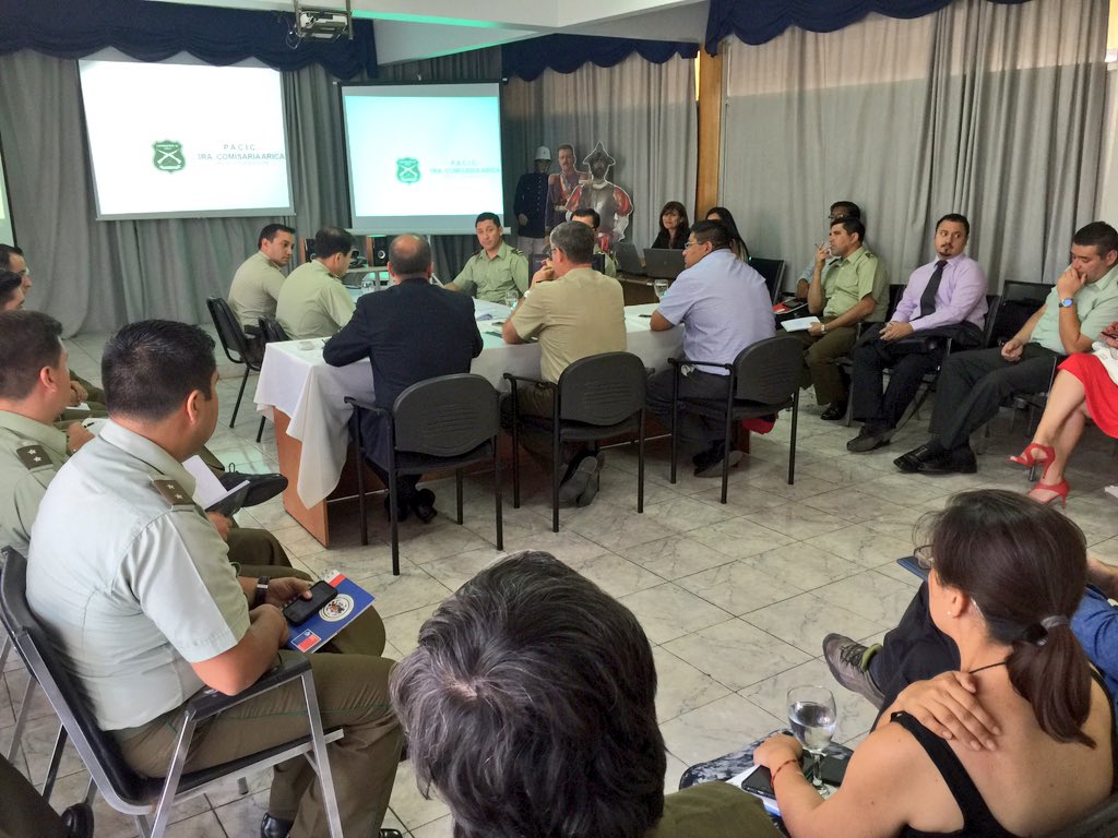 SenameArica's tweet photo. Presente en dependencias de @Carabdechile #Arica en nuevo Análisis Criminalístico (PACIC) @sename_gobierno https://t.co/106M3mZs2H