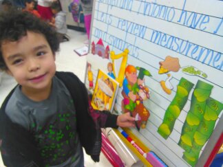 RebeccaHeard12's tweet photo. Jack and the Beanstalk Measurement Review in Kinder #HastySIOP @HASTYNo1Learner @EIPKimM https://t.co/x8lSkxYNpg