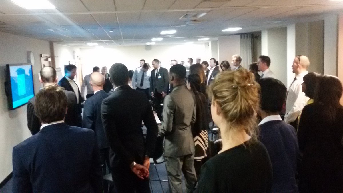 WestminsterBC's tweet photo. Paul of @perfectpi kicks off with practical tips on how best to present yourself #PerfectNetworking https://t.co/PWhJMnoRyb