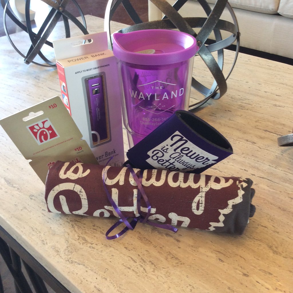 TheWaylandApts's tweet photo. Giveaway time!! Retweet this picture &amp; tell us why you love living here using #ilovelivingatthewayland! https://t.co/ar63CuZW9N