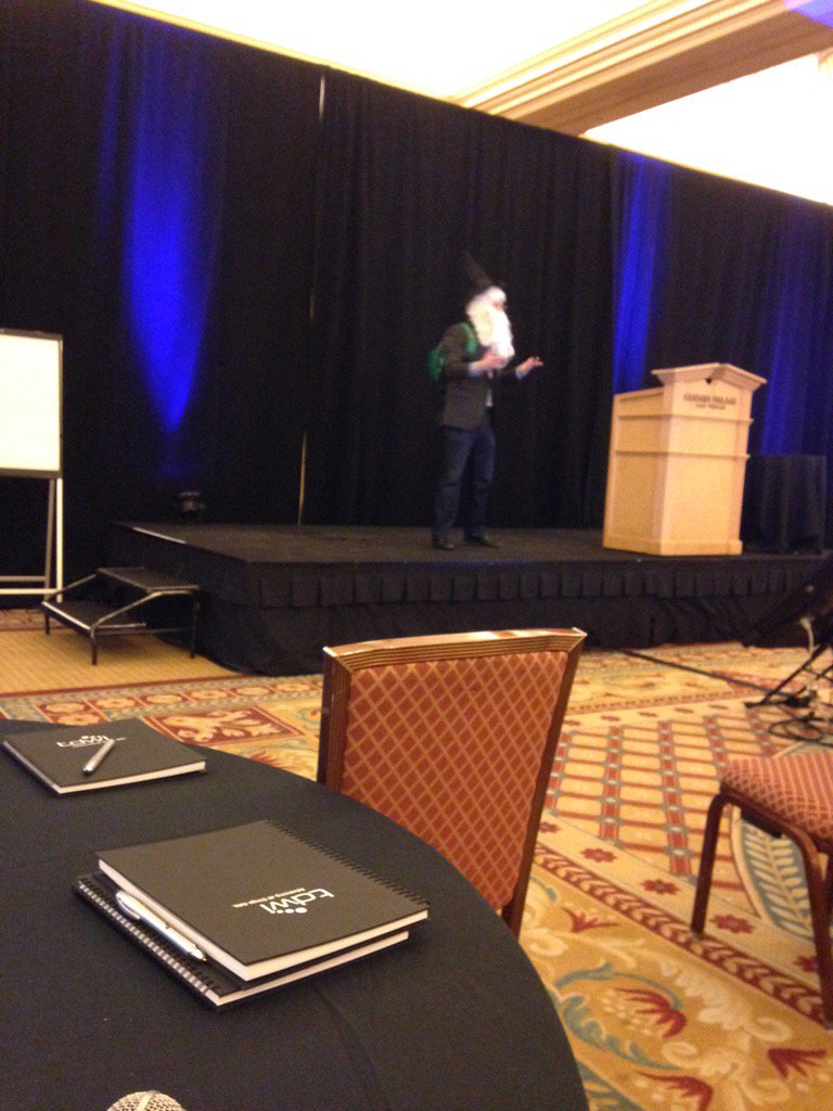 fhalper's tweet image. Who is that man behind the mask? It's a #BI architect! #TDWILasVegas demonstrating how the biz views them.