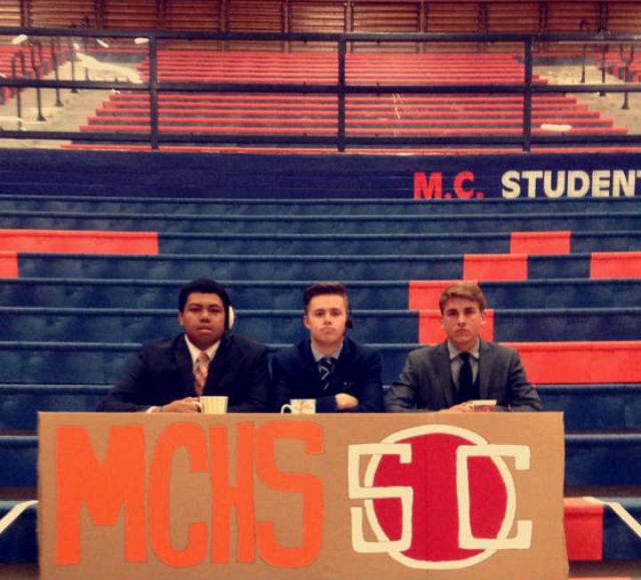 mchsstudentsec's tweet photo. 💜 if you're going to the game tonight We'll have our very own Sports Center there! @ETD_56 @FhCole @Colten23hoe https://t.co/ZMH5gVT2OH
