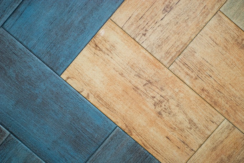 PRConstruction_'s tweet image. Any room you build or renovate is going to need a #floor with a smooth transition » bit.ly/1PSxywF