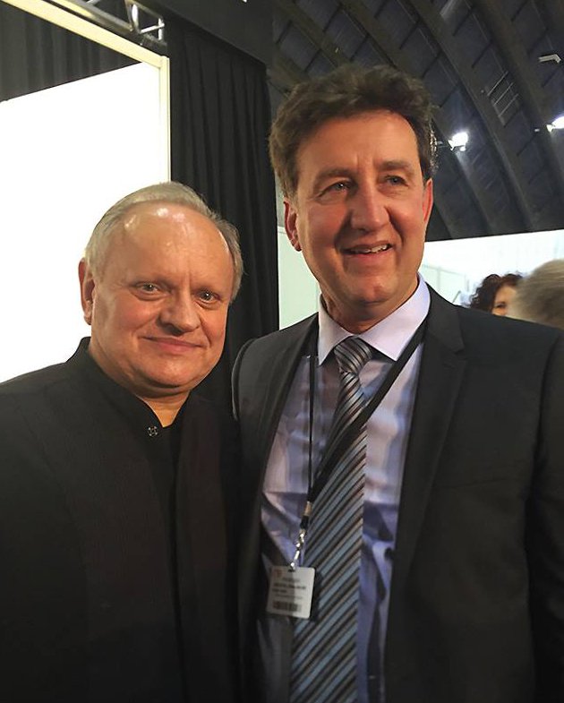MenuForest's tweet image. Toujours un plaisir de rencontrer nos clients les plus fidèles. Merci @JRobuchon ! #agecotel