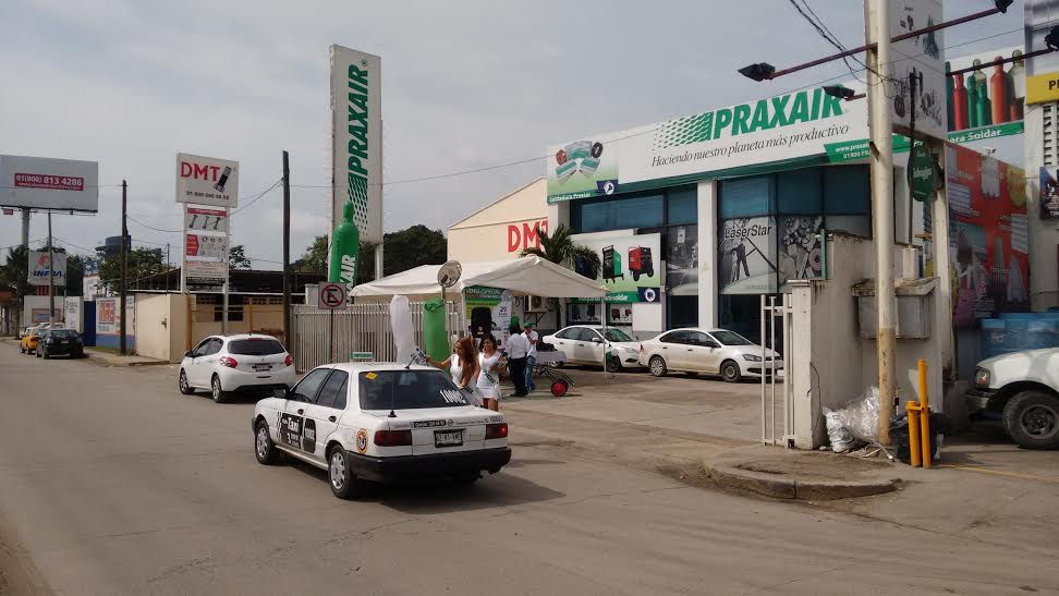 MMcomunicacion_'s tweet photo. Activación para #Praxair #Villahermosa.
#MeGustaMM #Edecanes #Animadores #Carpas #Sonido #Volanteo
Tel. 9931 086545 https://t.co/9AaMVpzqr6