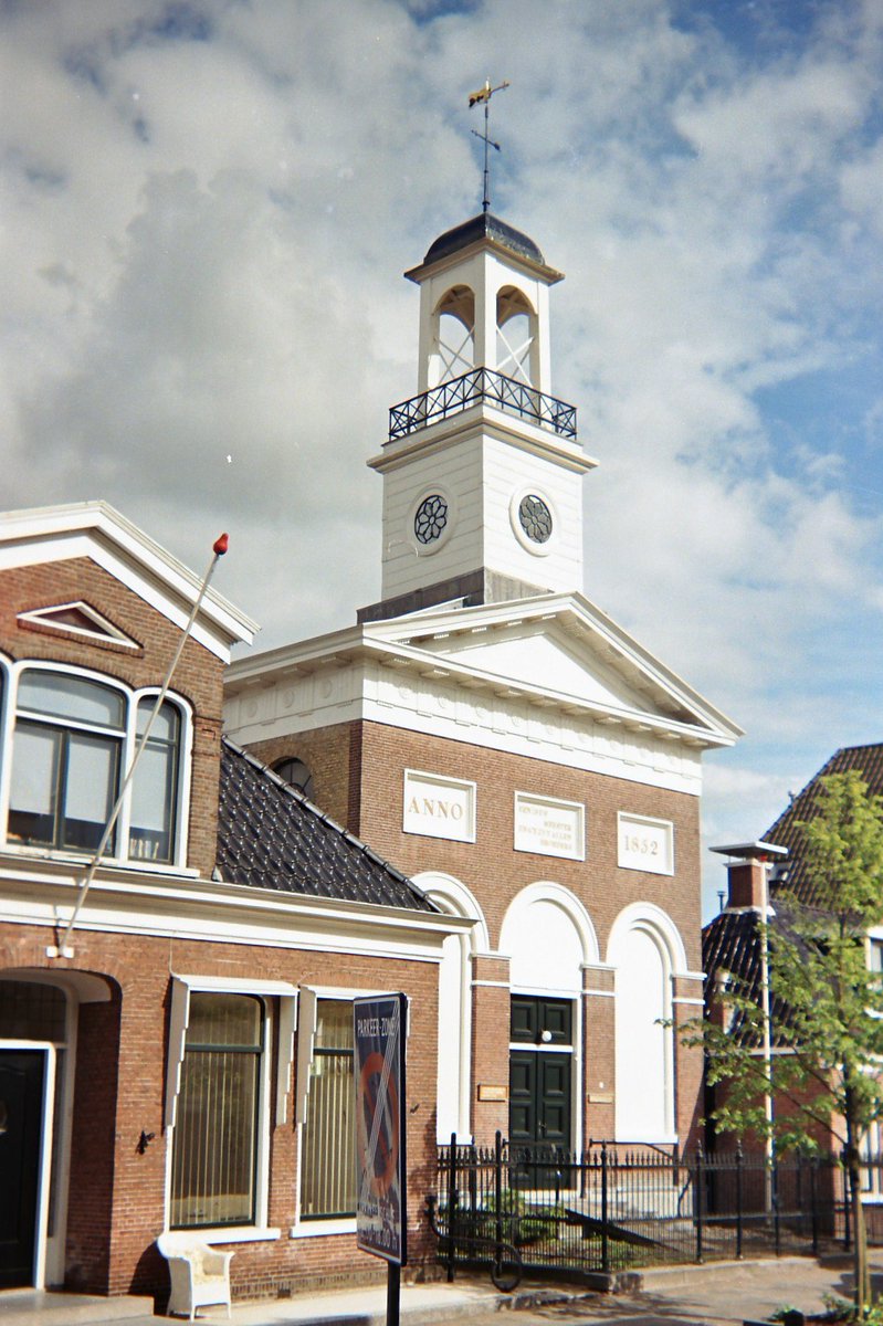 FairFredrik's tweet photo. Eerste #FairtradeKerk @gem_dongeradeel! Vandaag titeltoekenning @DoReDokkum! Felicitaties @heinjoustra @Yv_Hiemstra https://t.co/W91HBi4gMT