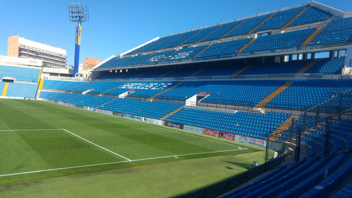TorreviejaCup's tweet photo. Visita de Alberto del Amo y Jorge Vallejo a varios clubes de Alicante

https://t.co/e5RzLhu2CP https://t.co/iRt5vgylvk