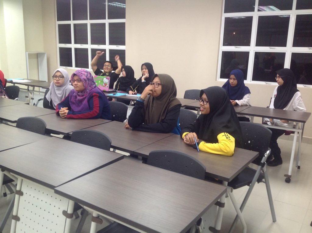 civecuitmpg's tweet photo. Pemilihan Sekretariat Mahasiswa Fakulti Kejuruteraan Awam. Good job guys!😊 #smfka #uitmpg #civildihati https://t.co/ndtgdg7hul