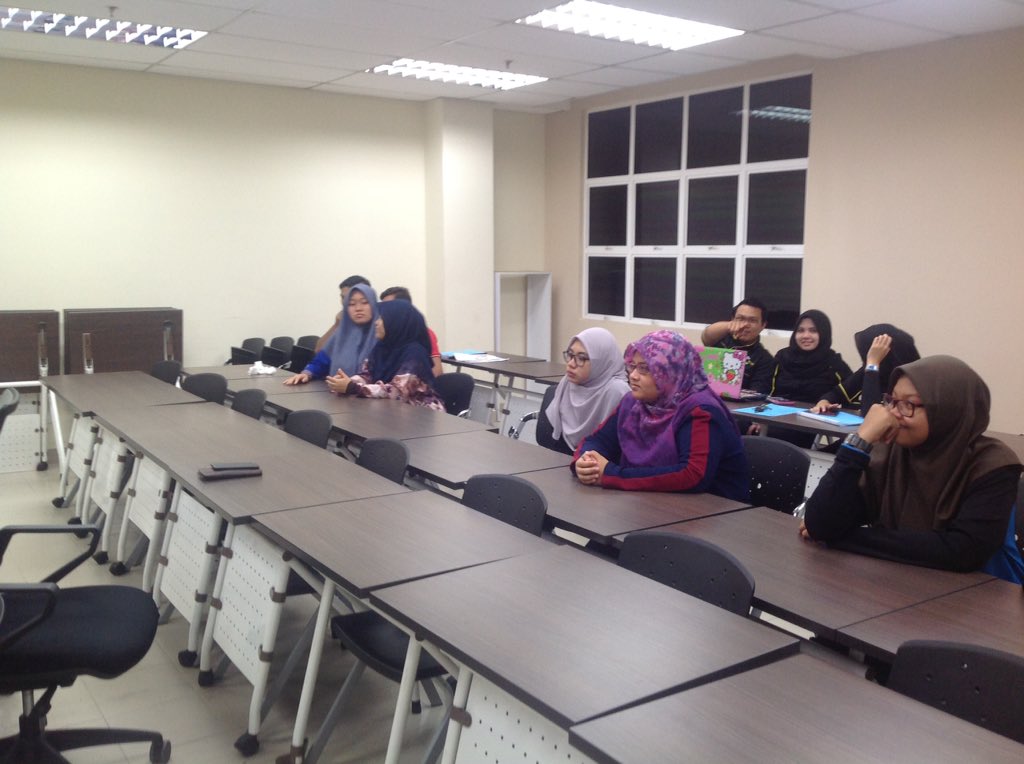 civecuitmpg's tweet photo. Pemilihan Sekretariat Mahasiswa Fakulti Kejuruteraan Awam. Good job guys!😊 #smfka #uitmpg #civildihati https://t.co/ndtgdg7hul