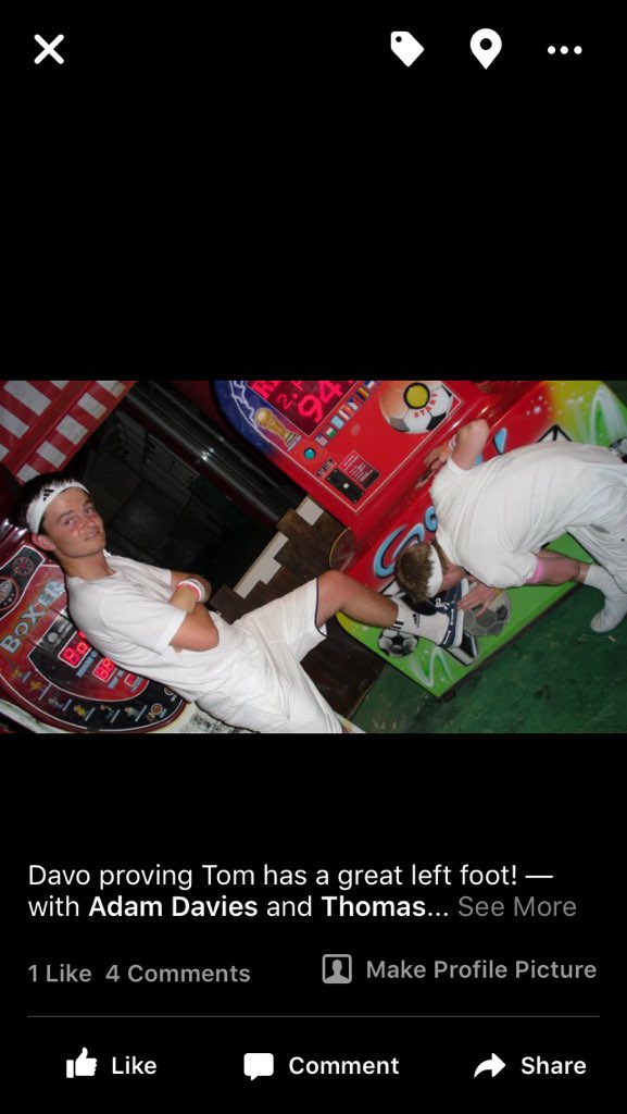 tomstarr17's tweet image. @Adamdaviesefc explain the caption then? #leftfootwand