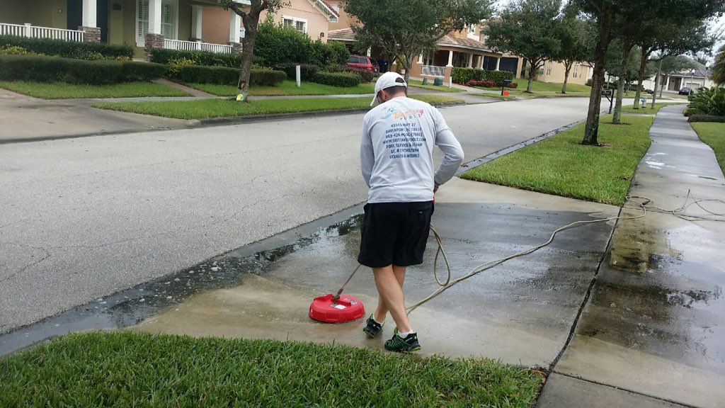 One of our awesome pool technicians, Liam, power washing a customers driveway! #brittanypools #dedicated 👌👍💦💪
