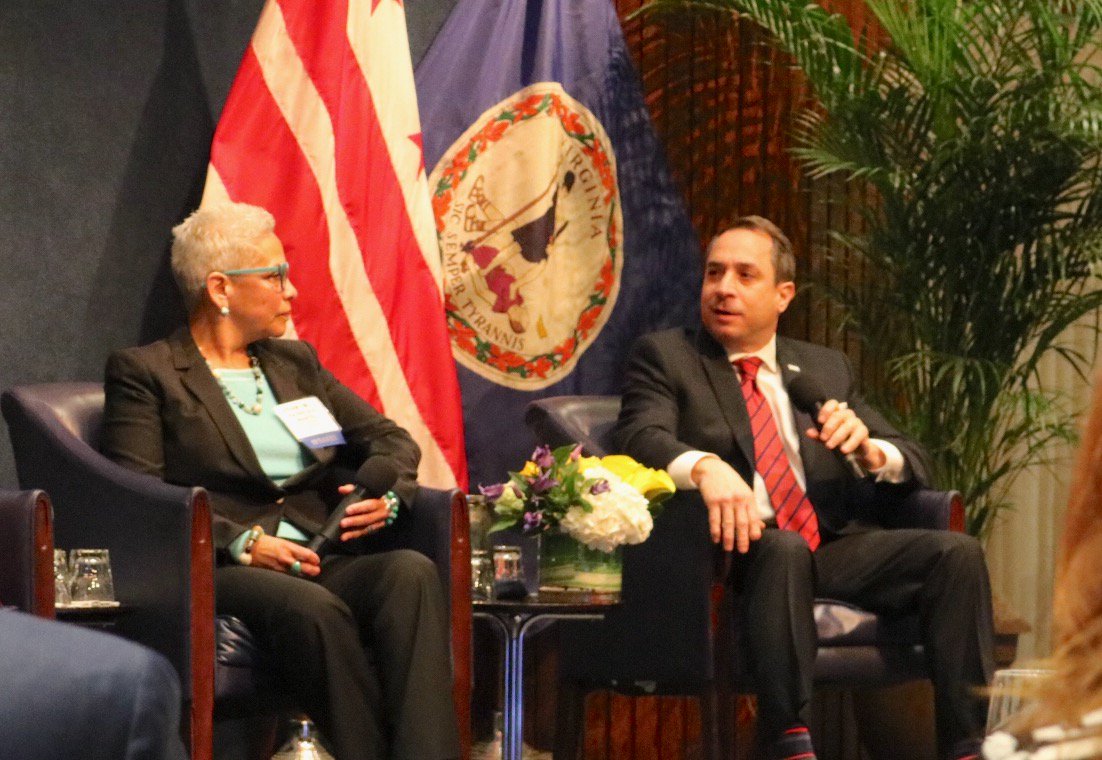 leagueofcities's tweet photo. "There are 3 issues cities are laser focused on - infrastructure, public safety &amp; the economy." #sledbriefing https://t.co/QSk3IVyuLO