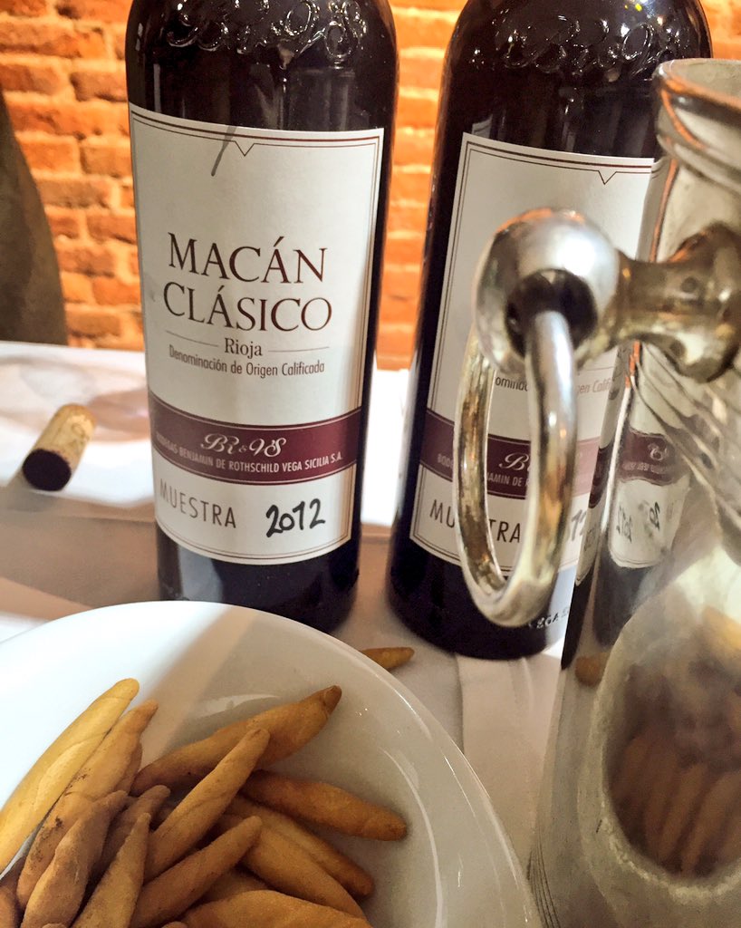 lauracanhadas's tweet photo. @colo_pilar @Tvegasicilia @KinBlue_PS https://t.co/0BzDCEJTED