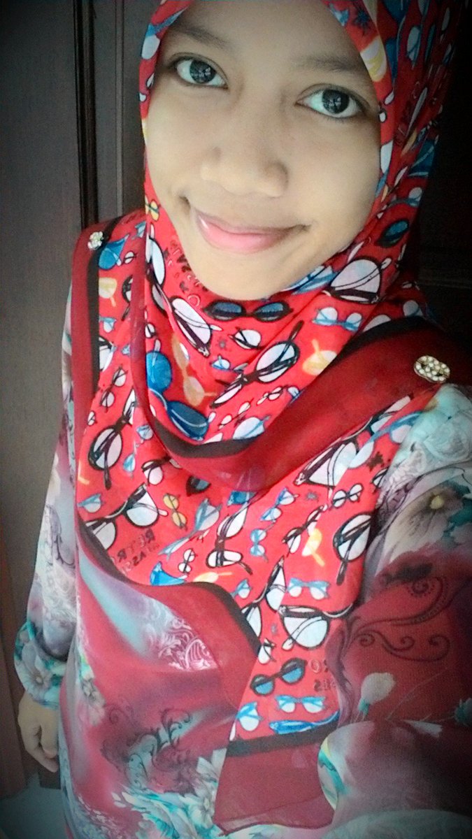 putriainis's tweet photo. Tak sabarnya nk balik rumahh ..
#2daysAnymore
#CutiCNY
#Just1Week 💝💖☺ https://t.co/qfVcaLhQU4